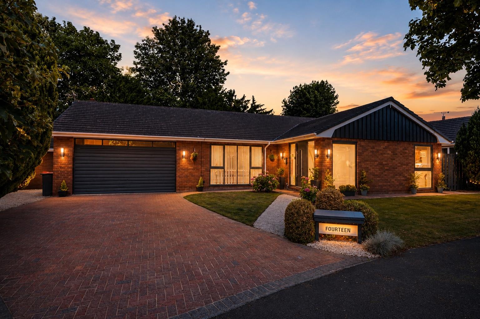 4 bedroom  Detached Bungalow for Sale in Cuddington